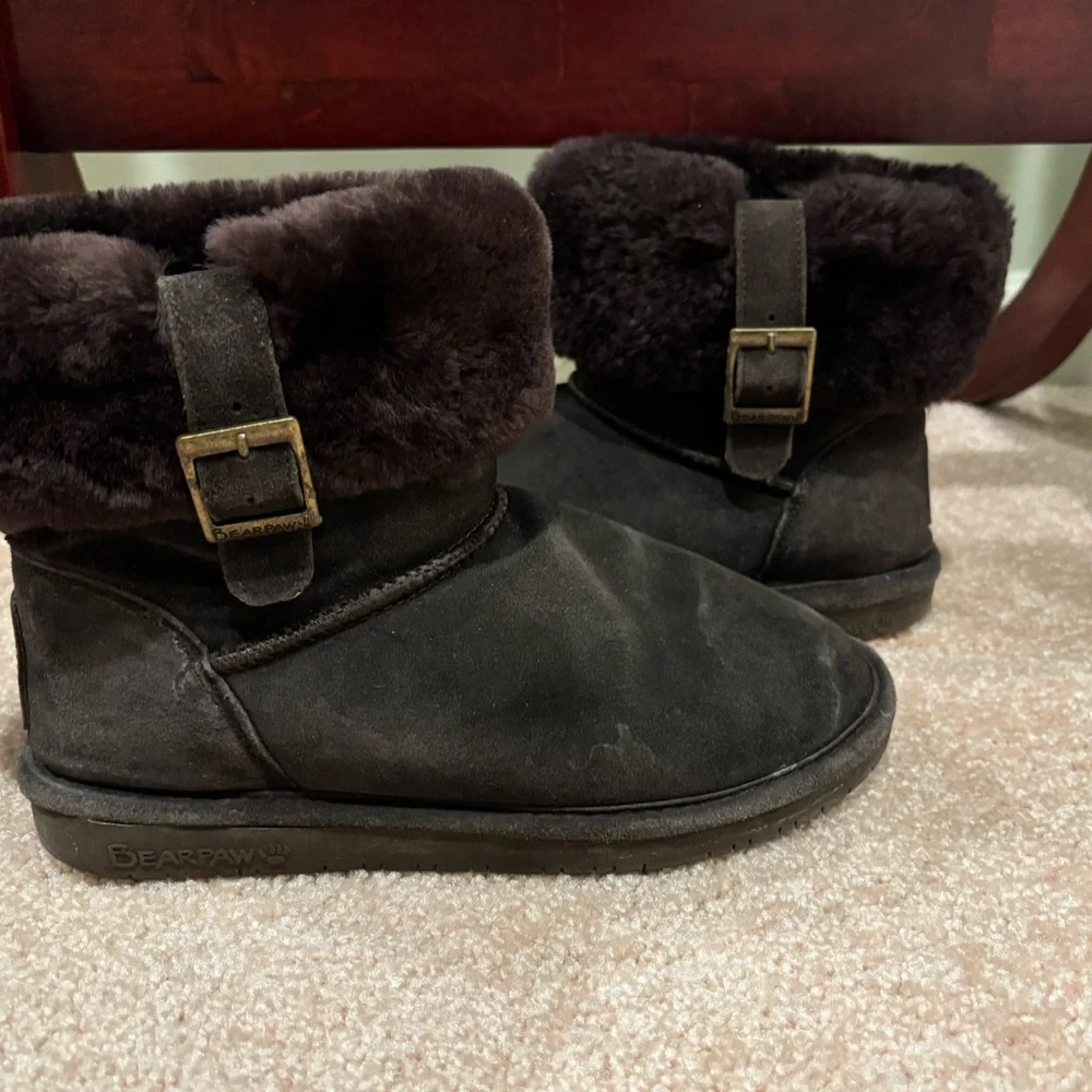 Bearpaw Abby‎ Chocolate Brown Suede Boots Size 6